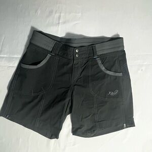 Kuhl Free Range Women's Charcoal Nylon/Spandex Cargo Shorts W/leg zipper Sz 8
